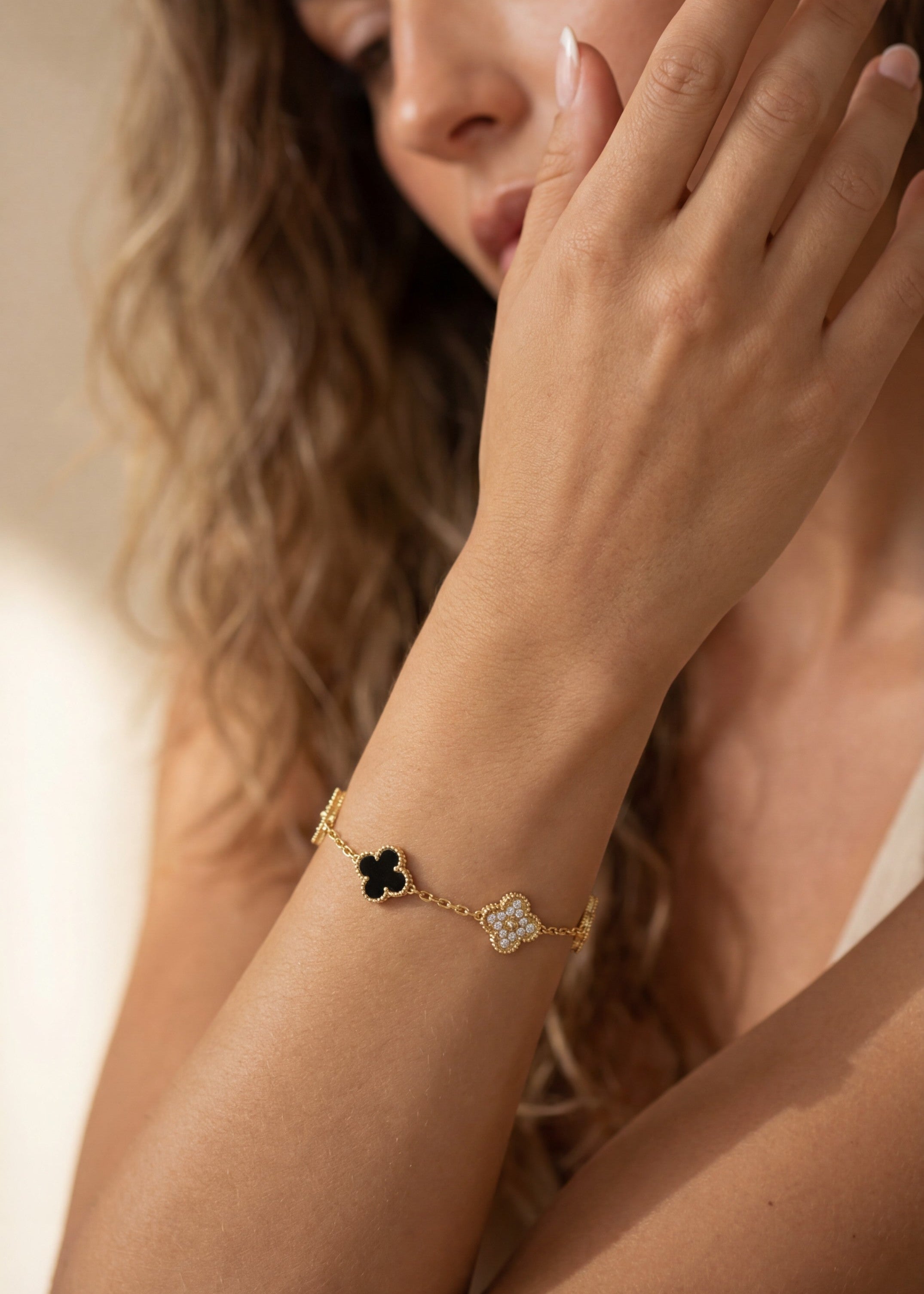 double sided clover bracelet- black